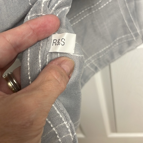 Scarf - Picture 4 of 4